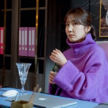 The Fabulous: Shin Dong-Mi in una scena della serie coreana Netflix