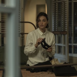 Sguardo indiscreto: Debora Nascimento nella serie Netflix