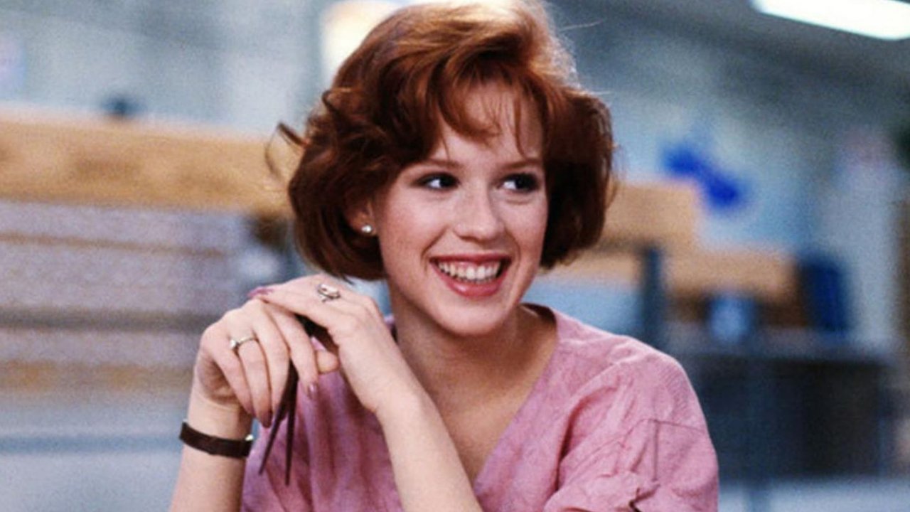 Un compleanno da ricordare - Sixteen Candles: una battuta del film 'da pervertiti' fu modificata