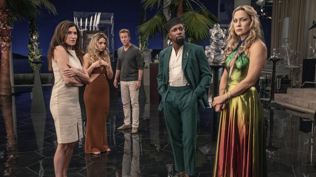 Glass Onion: Knives Out è diventato il terzo film in inglese più visto di sempre su Netflix