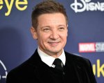 Jeremy Renner: le reazioni delle star dell'MCU al selfie dall'ospedale