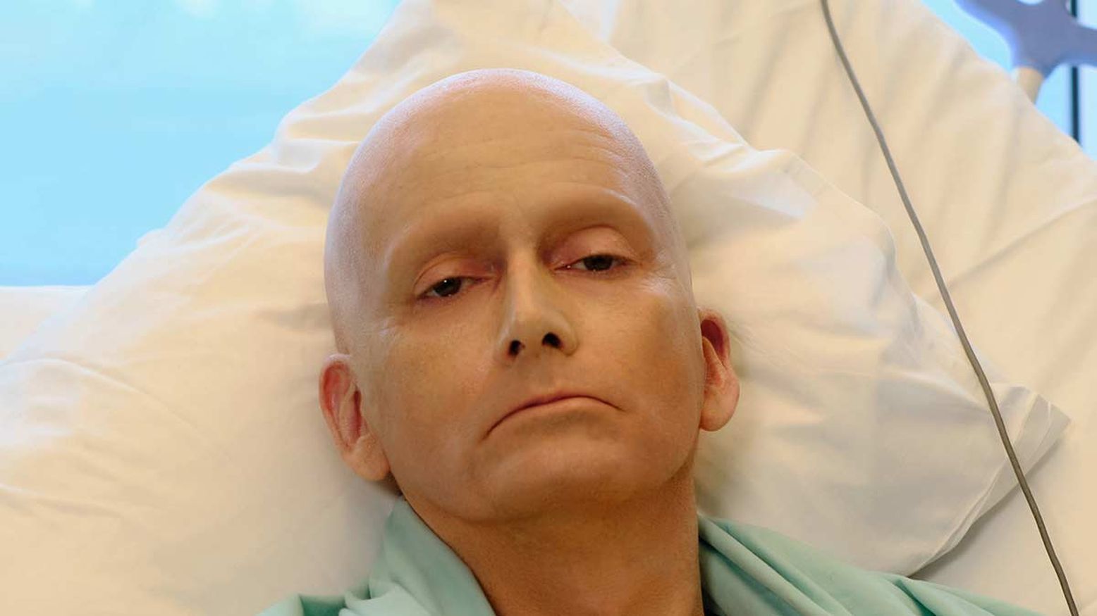 Litvinenko - Indagine sulla morte di un dissidente: David Tennant nel trailer italiano della serie Sky