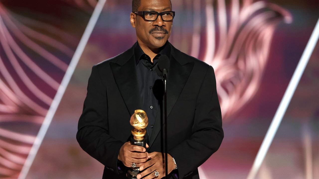 Golden Globe 2023, Eddie Murphy: "Tenete il nome della moglie di Will Smith fuori dalla vostra fottuta bocca"