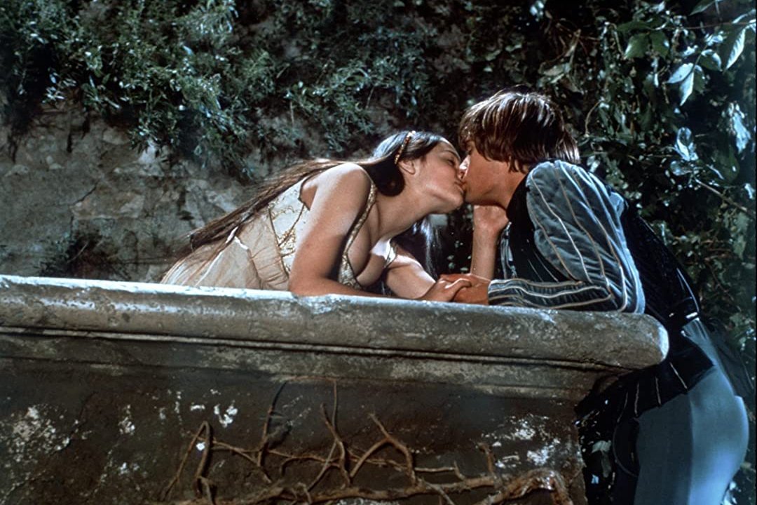 Olivia Hussey e Leonard Whiting