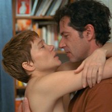 Un bel mattino: Léa Seydoux e Melvil Poupaud in una scena del film