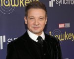 Jeremy Renner: dalla sorella un aggiornamento positivo, ma alcuni amici temono non possa più camminare