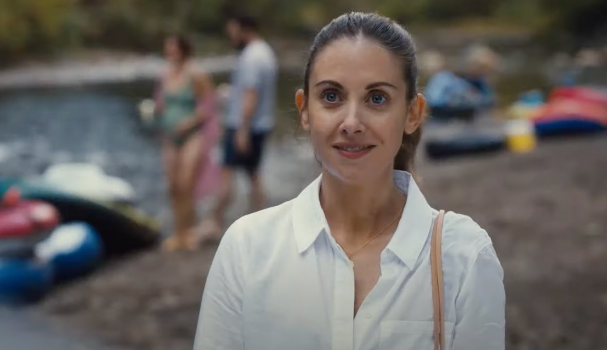 Somebody I Used to Know: nel trailer ufficiale le primi immagini del nuovo film di Alison Brie