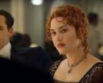 Titanic: i fan interdetti dalla bizzarra acconciatura di Kate Winslet nel poster del 25esimo anniversario