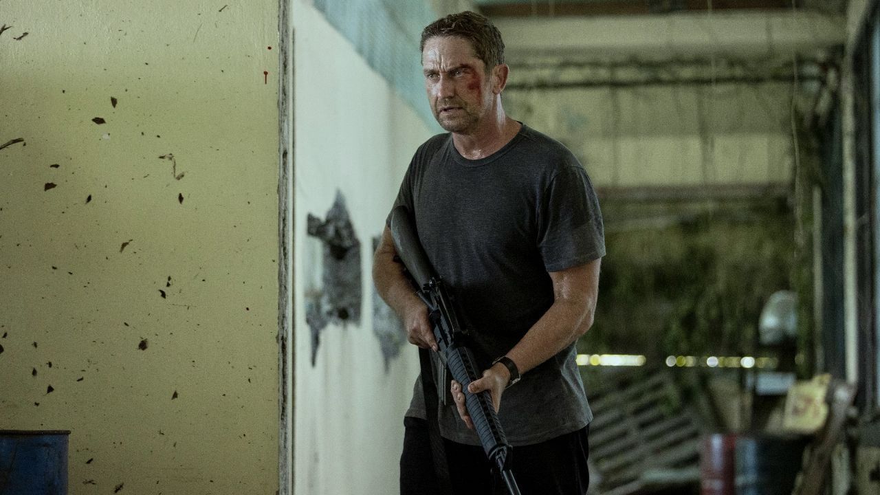 The Plane, Gerard Butler ha avuto un incidente con l'acido fosforico: 'Mi sentivo bruciare vivo'