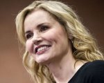Geena Davis rivela nuovi dettagli sugli abusi di Bill Murray sul set: 'Urlava oscenità nei miei confronti'