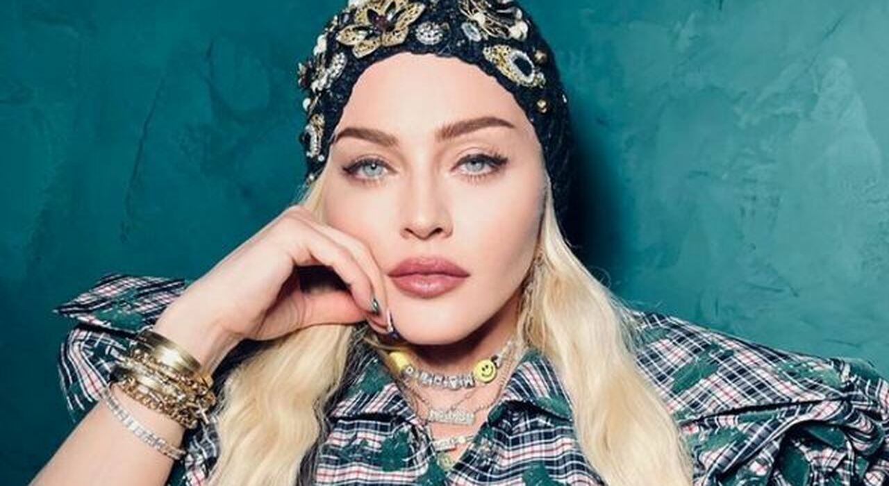 Madonna annuncia il The Celebration Tour in un irriverente video con Jack Black, Lil Wayne e Amy Schumer