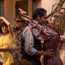 Babylon: Margot Robbie in una scena tratta dal film