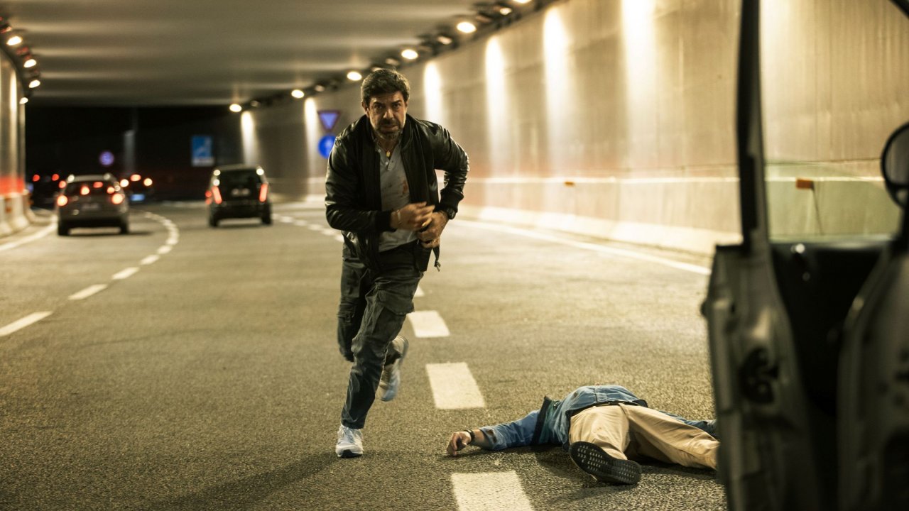 L'ultima notte di Amore: Pierfrancesco Favino nel trailer del poliziesco