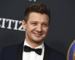 Jeremy Renner potrebbe metterci anni a riprendersi dall'incidente? Le ultime rivelazioni