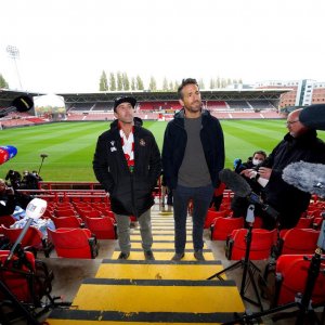 Welcome to Wrexham: Ryan Reynolds e Rob McElhenney nella docuserie