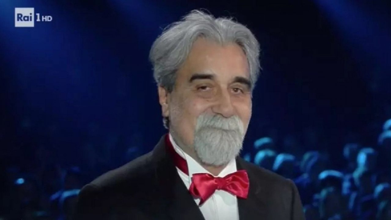 Sanremo 2023: Beppe Vessicchio non dirigerà nessuno dei cantanti in gara