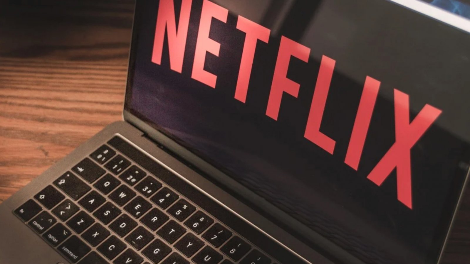 Netflix, importanti novità in arrivo: condivisione a pagamento delle password già nei prossimi mesi