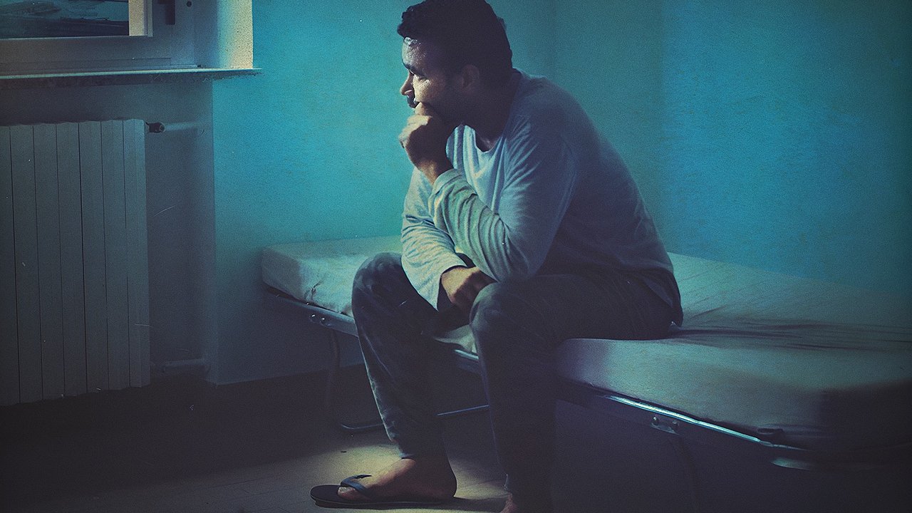 Trieste è bella di notte, la recensione: vite al confine