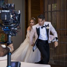 Un matrimonio esplosivo: Jennifer Lopez e Josh Duhamel in una foto dal set