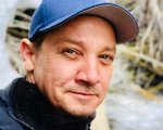 Jeremy Renner stava cercando di salvare suo nipote quando è stato schiacciato dallo spazzaneve