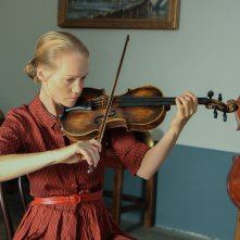 Terezin: Dominika Zeleníková in una scena del film