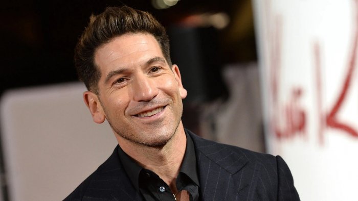 Caste: Jon Bernthal e Niecy Nash-Betts nel film di Ava DuVernay che riflette sul razzismo americano