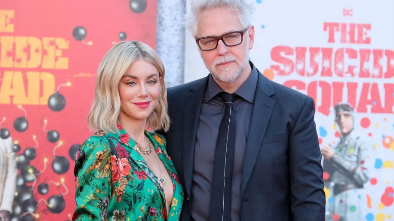 James Gunn: la moglie Jennifer Holland è in Shazam 2, l'ira dei fan 'Il prossimo Superman sarà tuo fratello?'