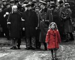Schindler's List, Spielberg sulla scena finale: 'Serviva a chiarire che l'Olocausto non era un'invenzione'
