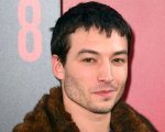Ezra Miller: il suo futuro nel DC Universe sarà deciso dopo che l'attore si sarà curato