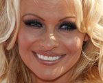 Pam & Tommy, Pamela Anderson è furiosa: 'Avrebbero dovuto chiedere il mio permesso'