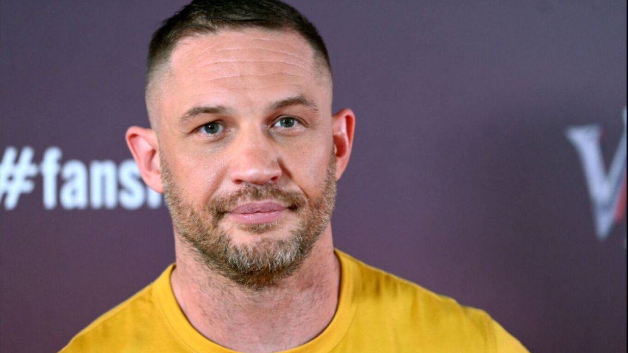 Tom Hardy e Zazie Beets protagonisti della serie Apple Tv+ Lazarus