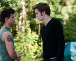 Twilight, Taylor Lautner: 'La faida Edward vs Jacob ha influenzato il mio rapporto con Robert Pattinson'