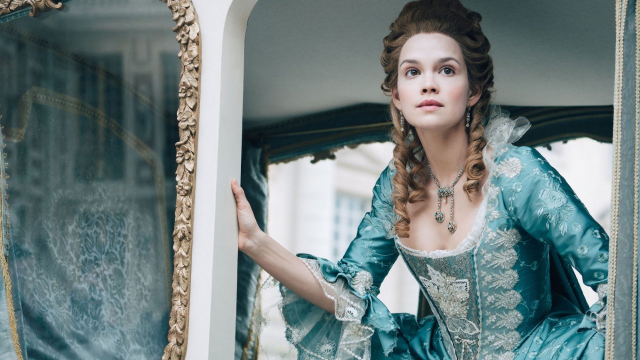 Marie Antoinette, the series with Emilia Schüle renewed for the second season