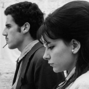 I basilischi: Stefano Satta Flores e Flora Carabella in una scena del film