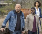 Die Hart the Movie: John Travolta insegna a Kevin Hart come diventare una action star nel trailer