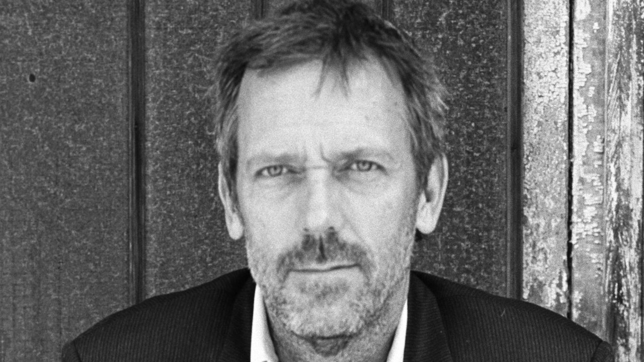 Teheran: Apple rinnova la serie per una terza stagione, Hugh Laurie entra nel cast