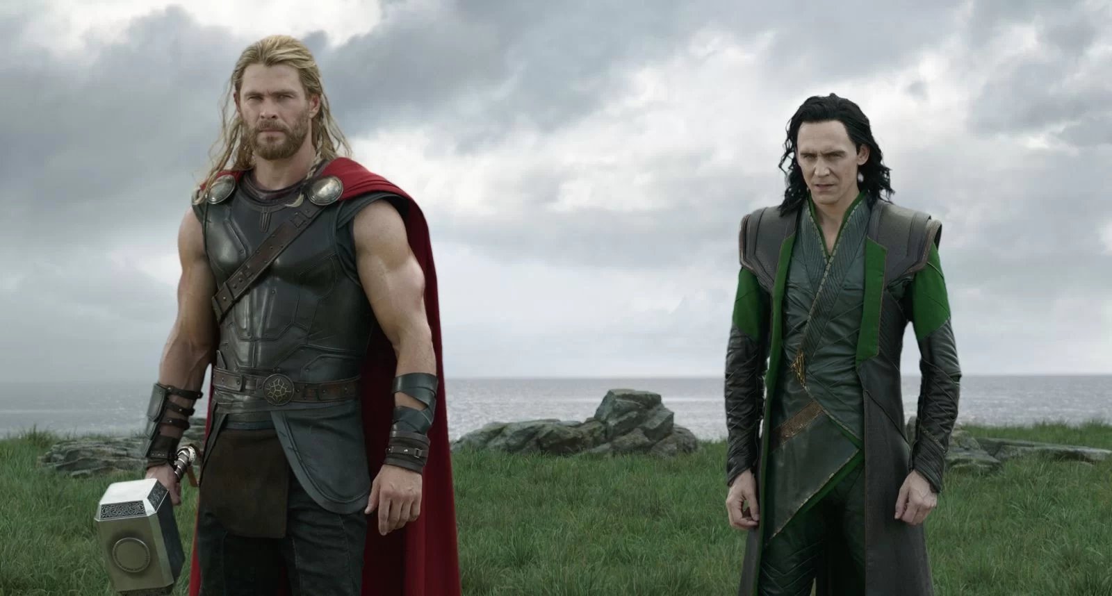 Thor: Ragnarok: Elizabeth Banks voleva dirigere il film Marvel, ma non l'hanno mai richiamata