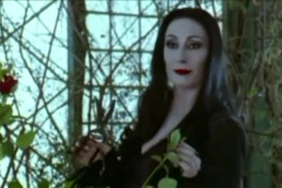 La Famiglia Addams - Trailer Italiano
