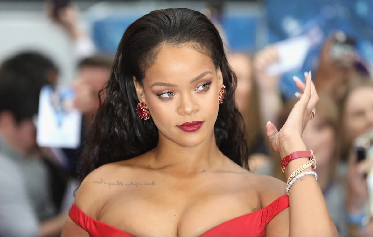 Super Bowl 2023, Rihanna ha cambiato 39 versioni della scaletta: 'Lo show celebrerà il mio catalogo musicale'