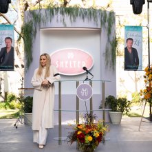 Truth Be Told: Kate Hudson in una scena