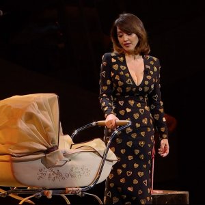 Sanremo 2023: un momento del monologo di Chiara Francini nella quarta serata