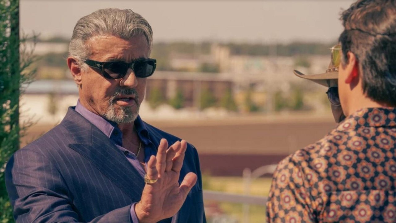 Sylvester Stallone nei panni di Dwight Manfredi