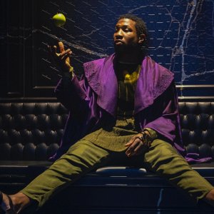 Loki: Jonathan Majors è Kang in una scena della serie