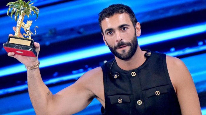 Marco Mengoni a Fabio Fazio: "Ci sono rimasto un poco male per l'assenza di donne nella Top Five"