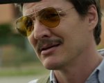 Pedro Pascal è più badass che mai nel nuovo video pubblicato da Netflix