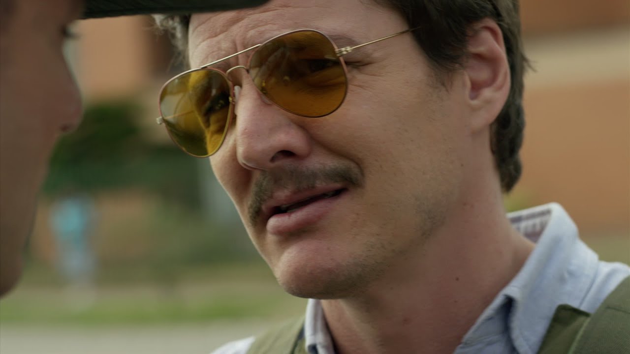 Pedro Pascal è più badass che mai nel nuovo video pubblicato da Netflix