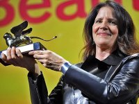 Tutta la bellezza e il dolore, Laura Poitras: 'Il sogno americano è un mito: gli Stati Uniti non sono i buoni'