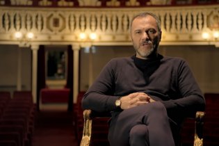 Buon compleanno Massimo - Clip 'Il Dialetto Di Troisi'