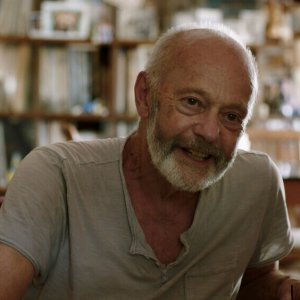 Laggiù qualcuno mi ama: Michael Radford in una scena del film