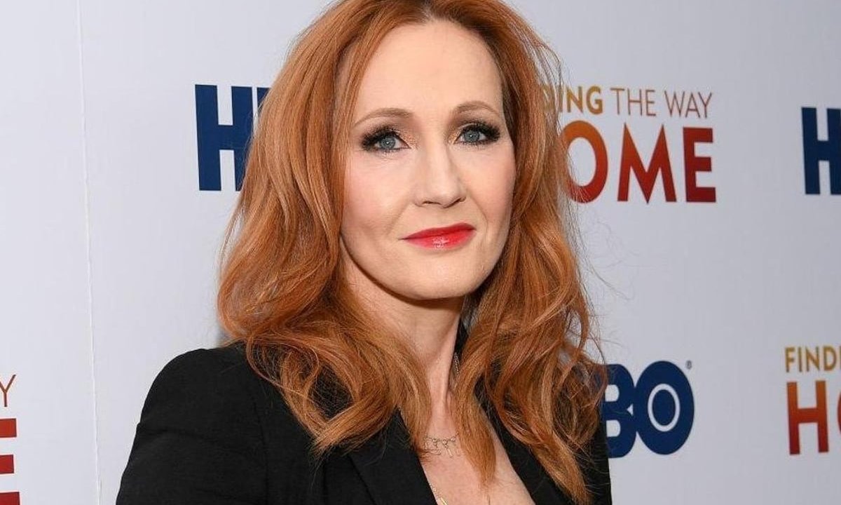 JK Rowling: BBC apologizes for allowing Stacey Henley to define "transfobica" the writer